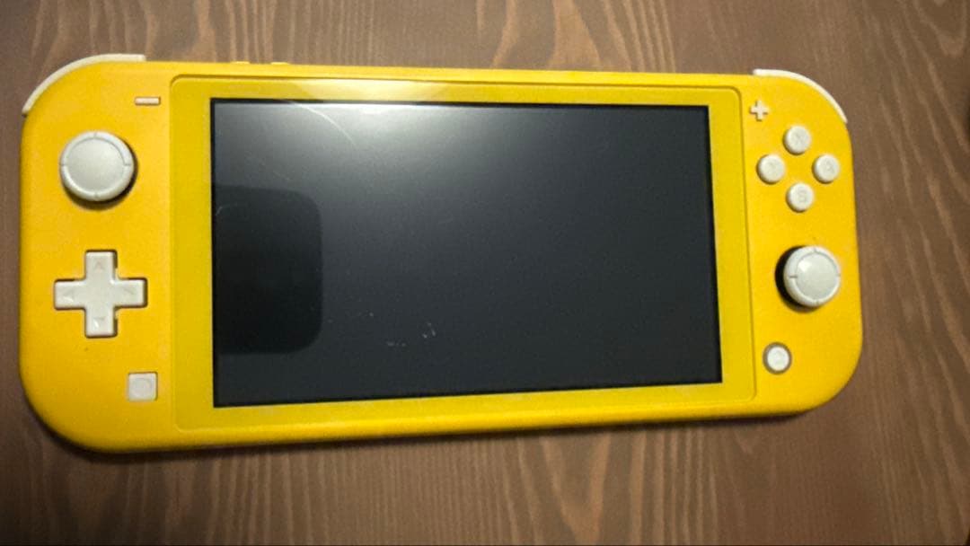 Switch Lite スイッチライト　イエロー　microSD128G付き