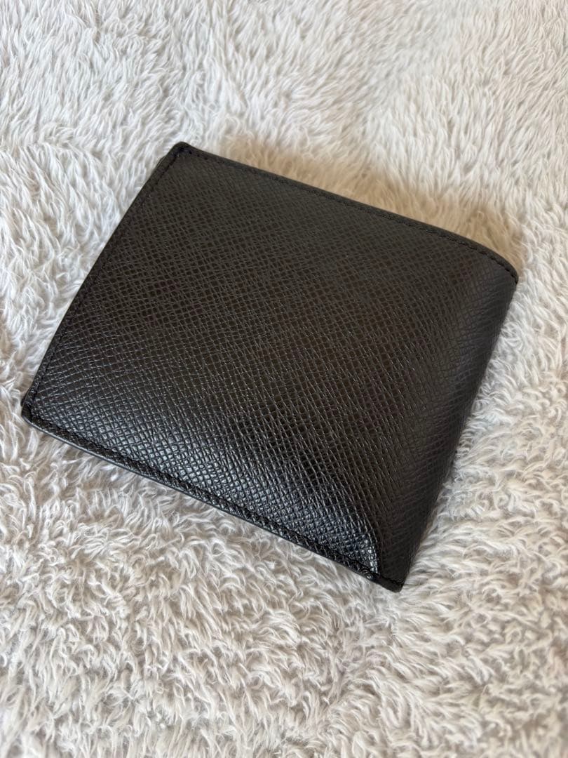 ルイヴィトン　Louis Vuittonブラックレザー二つ折り財布