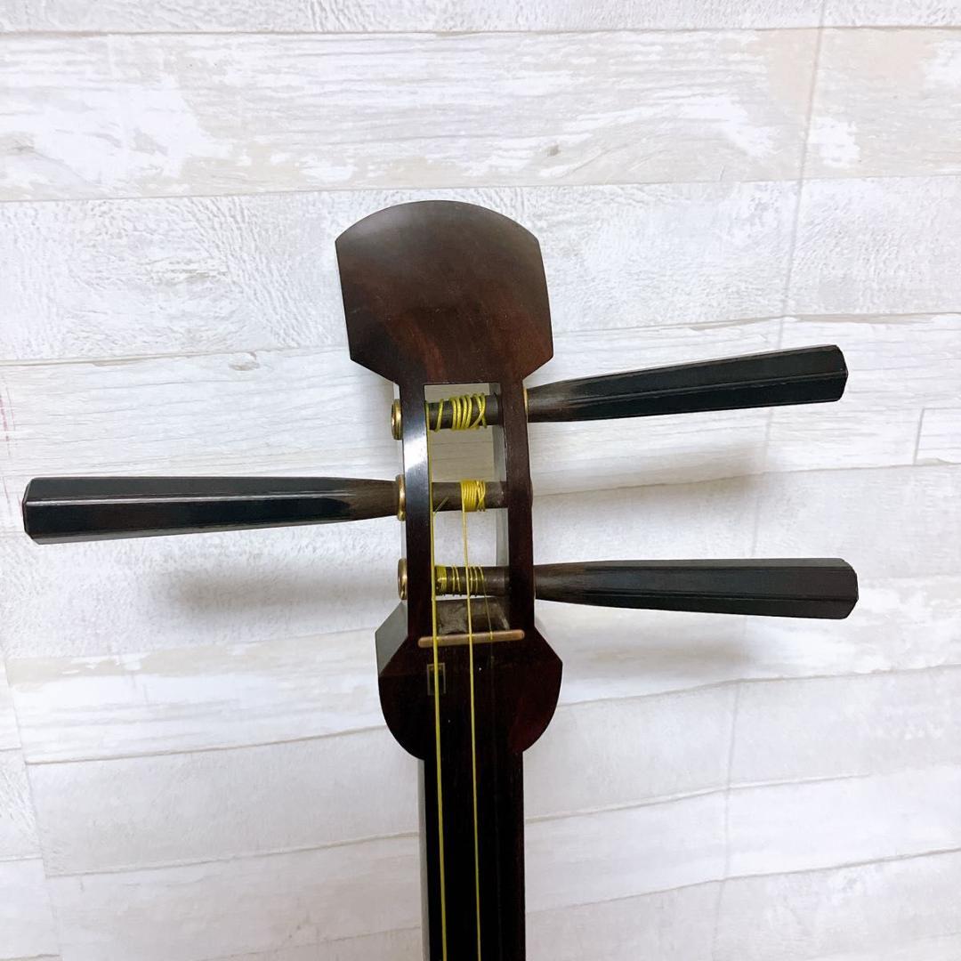 三味線 地唄 中棹 紅木 和楽器 ハードケース付き 三つ折 民謡 皮破れなし
