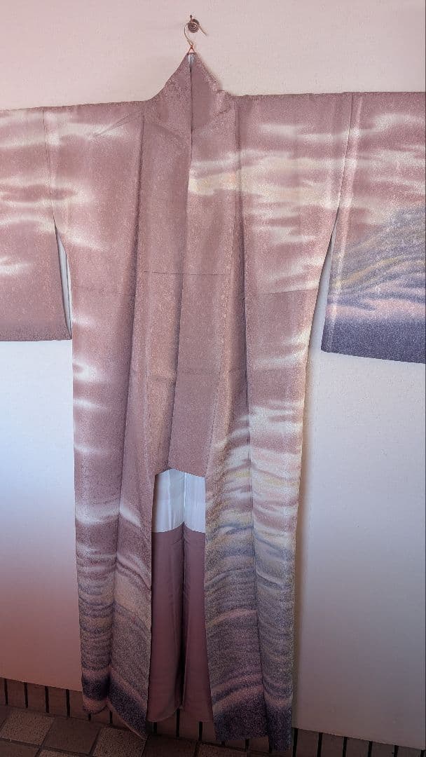 【美品•作家物】訪問着＆伊達襟•帯締め•帯揚げのセット 波模様 淡い紫色♪
