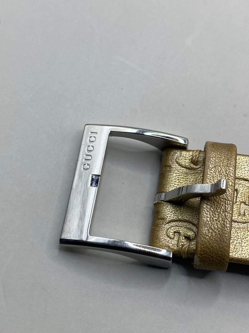 GUCCI ゴールドレザー 129.4 レディース腕時計
