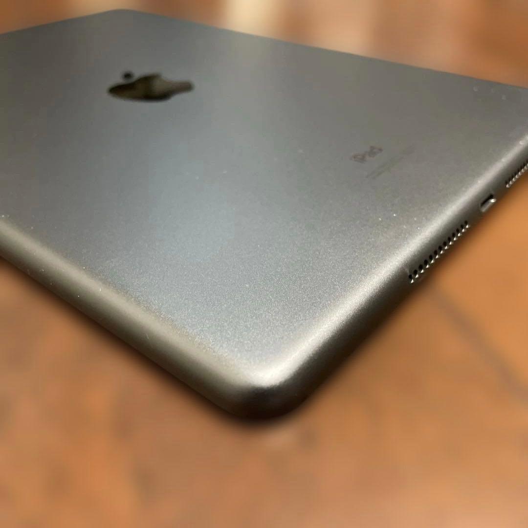 iPad第８世代128GWifi 98% 本体のみ