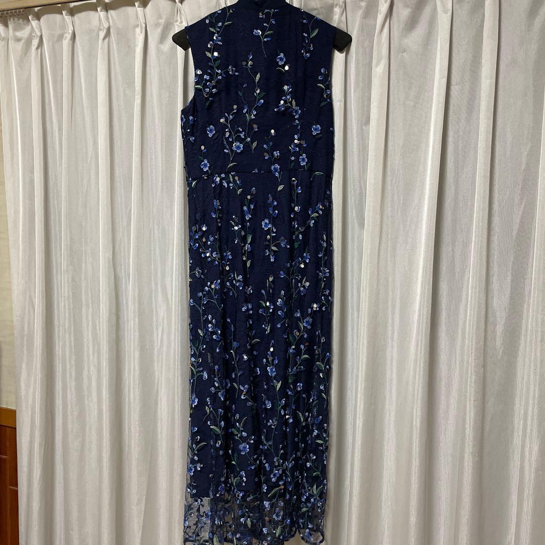 Diagram刺繍入りネイビーパーティードレス