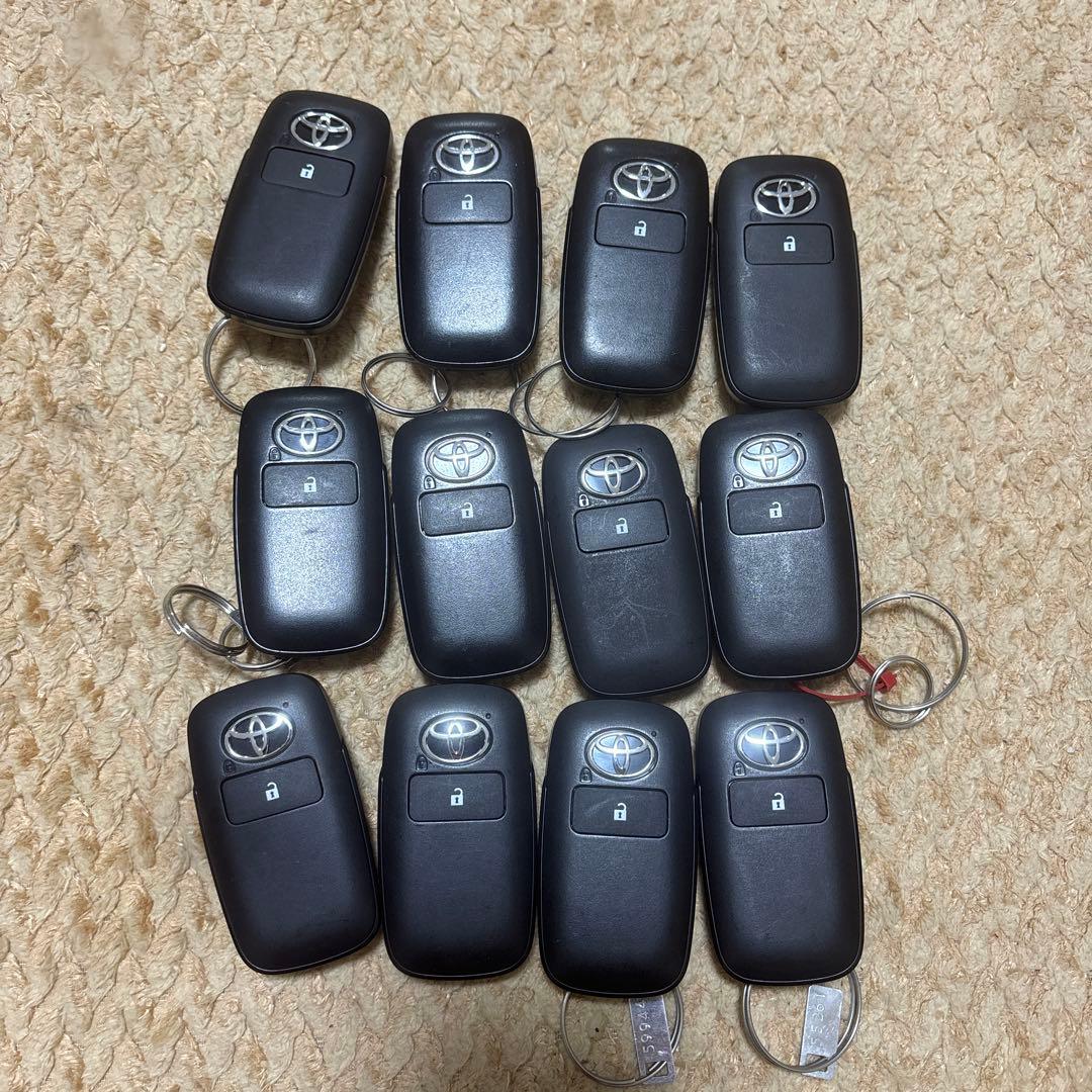トヨタ スペアキー　スマートキー12個セット