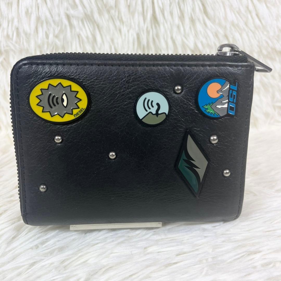 DIESEL ディーゼル 折り財布 L字ジップ ピンバッジモチーフ ファスナー