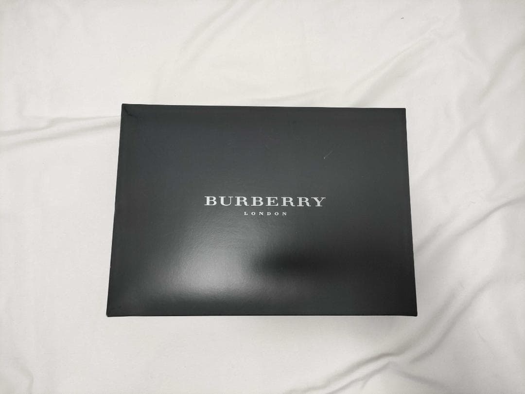 BURBERRY ウールひざ掛け 65×120cm 箱付き 未使用 新品 N60