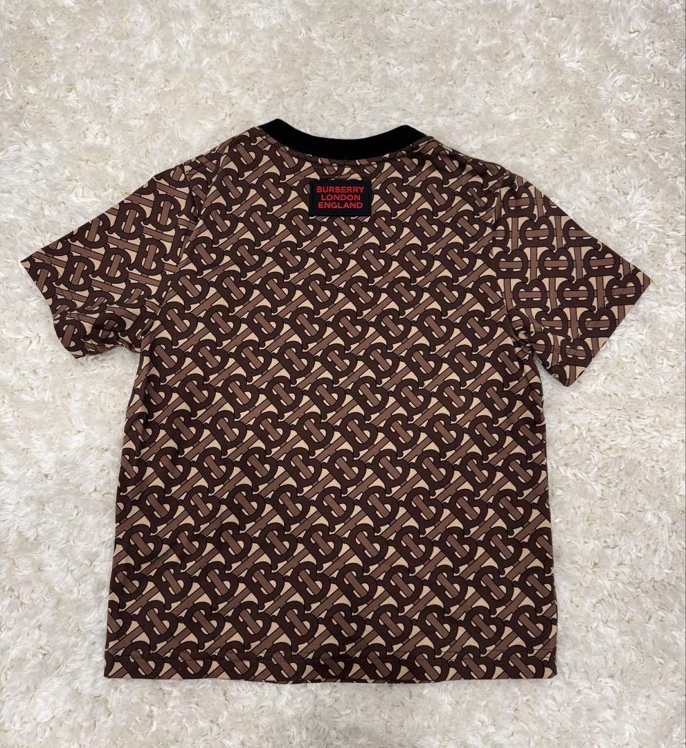 Burberry TB柄Tシャツとショートパンツ セット