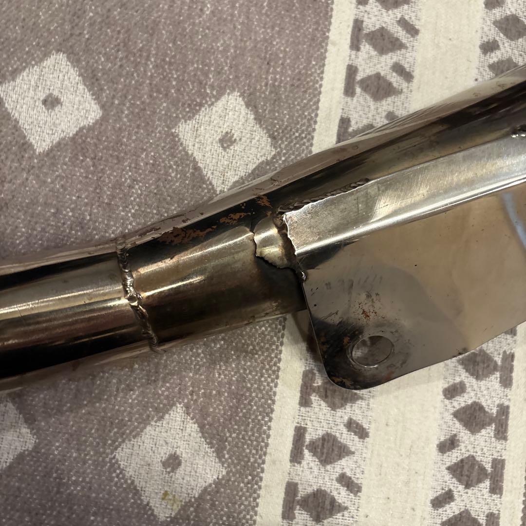 sr400 ペイトンプレイス　メガホンアップマフラー