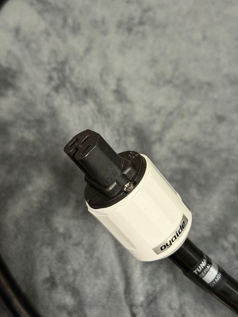 【期間限定セール中】OYAIDE 電源ケーブル TUNAMI GPX-R V2