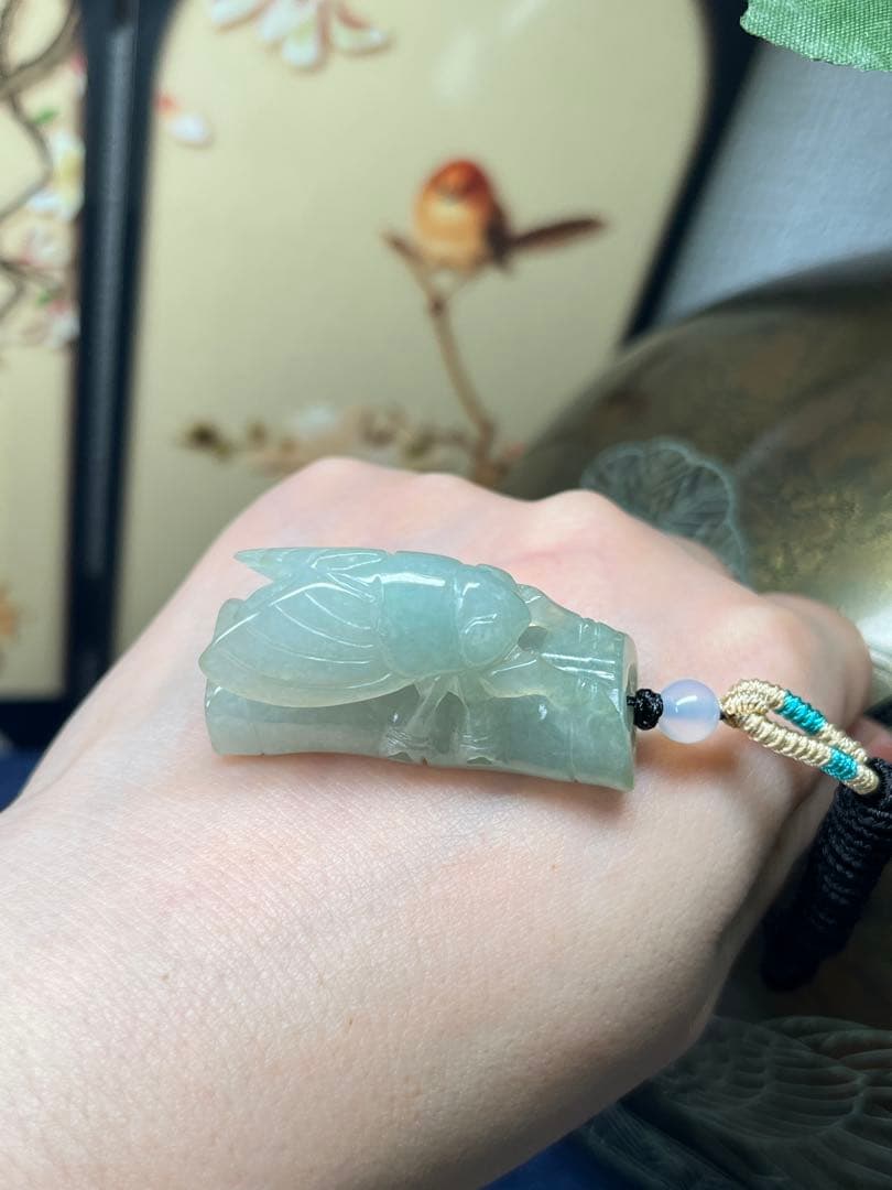 リアル品★天然A貨翡翠　氷種淡い油青翡翠【一鸣惊人】蝉ネックレス　鑑定書付き