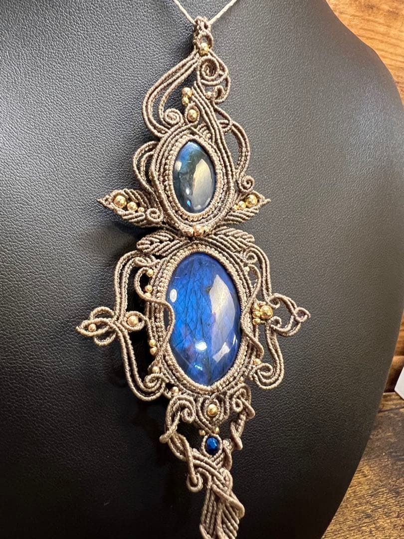 【handmade_Luna】マクラメ×ラブラドライト ネックレス