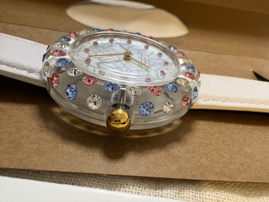 極美品⭐︎bonbon watch レインボーカメリア白蝶貝白ベルト/替ベルト付き