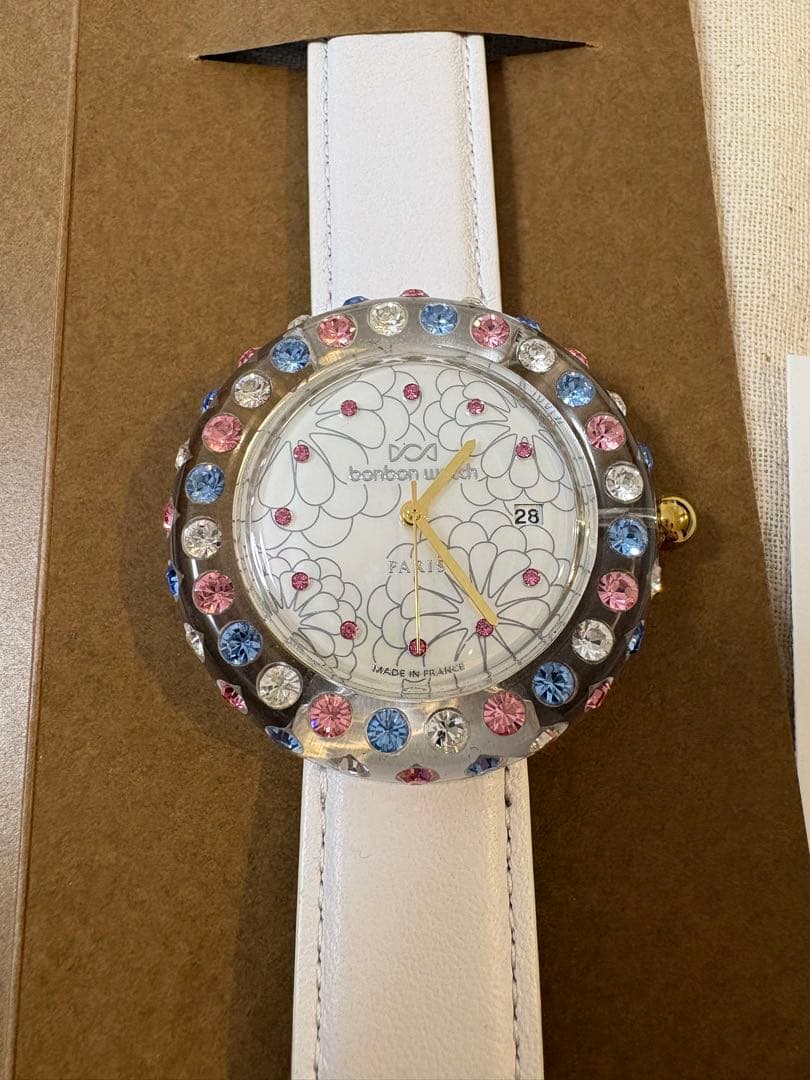 極美品⭐︎bonbon watch レインボーカメリア白蝶貝白ベルト/替ベルト付き