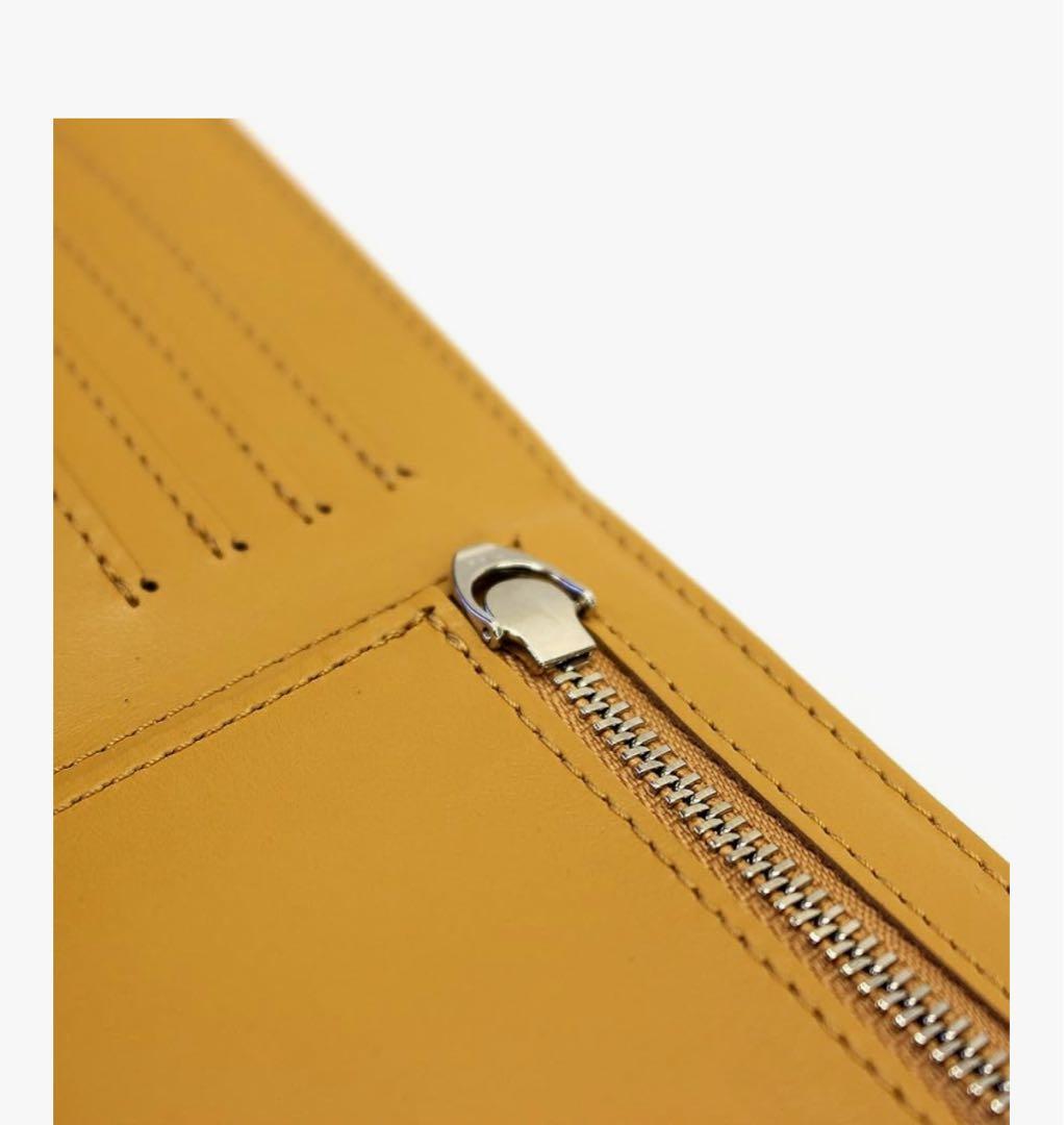 新品同様 fruh [フリュー] スマートショートウォレット コードバン