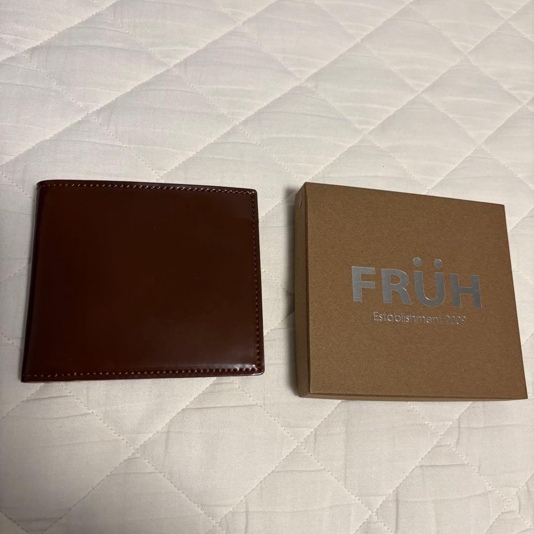 新品同様 fruh [フリュー] スマートショートウォレット コードバン