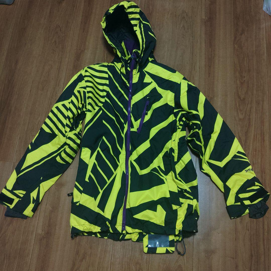 スノーボード用防水ジャケット