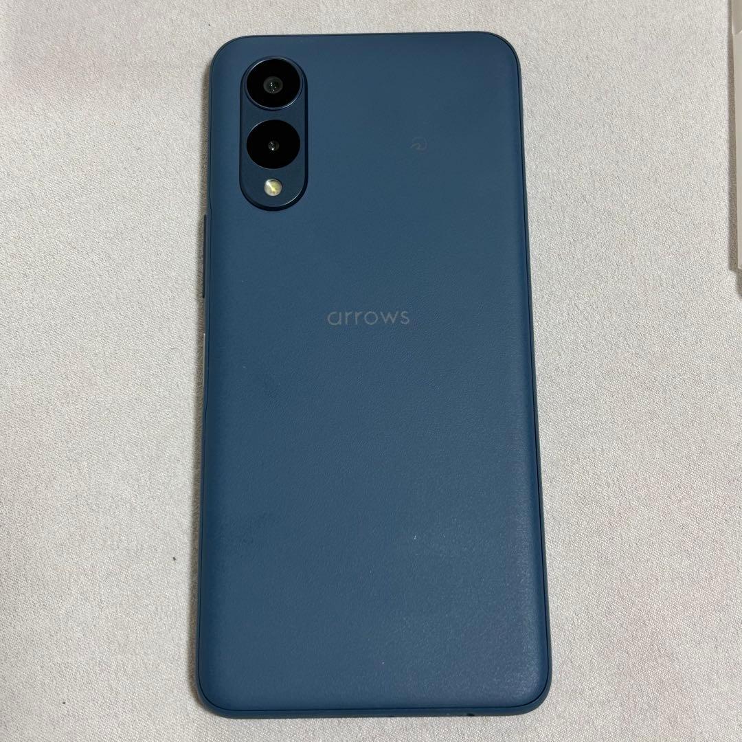 極美品 arrows We2 FCG02 ネイビーグリーン UQ版 判定◯