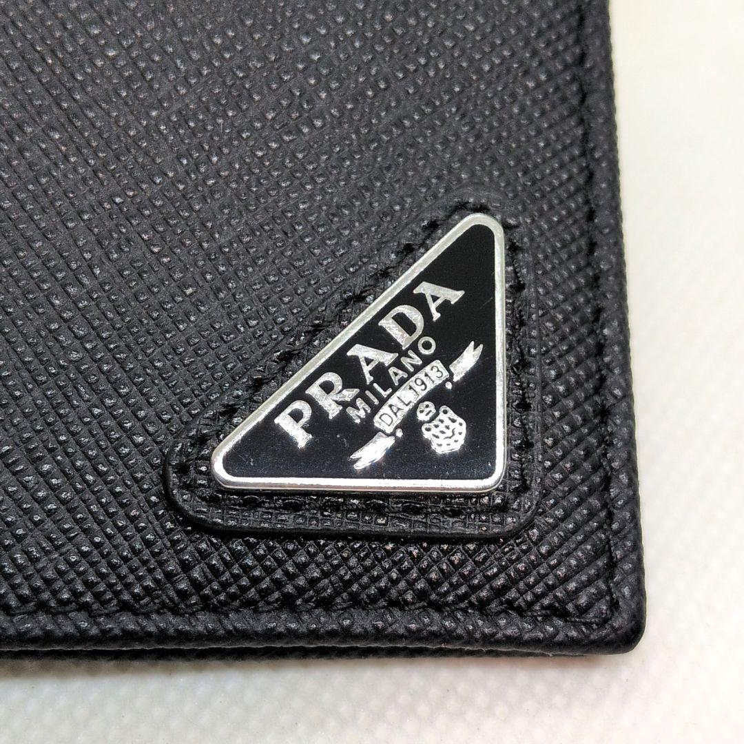 【現行 RFID搭載 極美品】プラダ　マネークリップ　二つ折り　サフィアーノ　黒