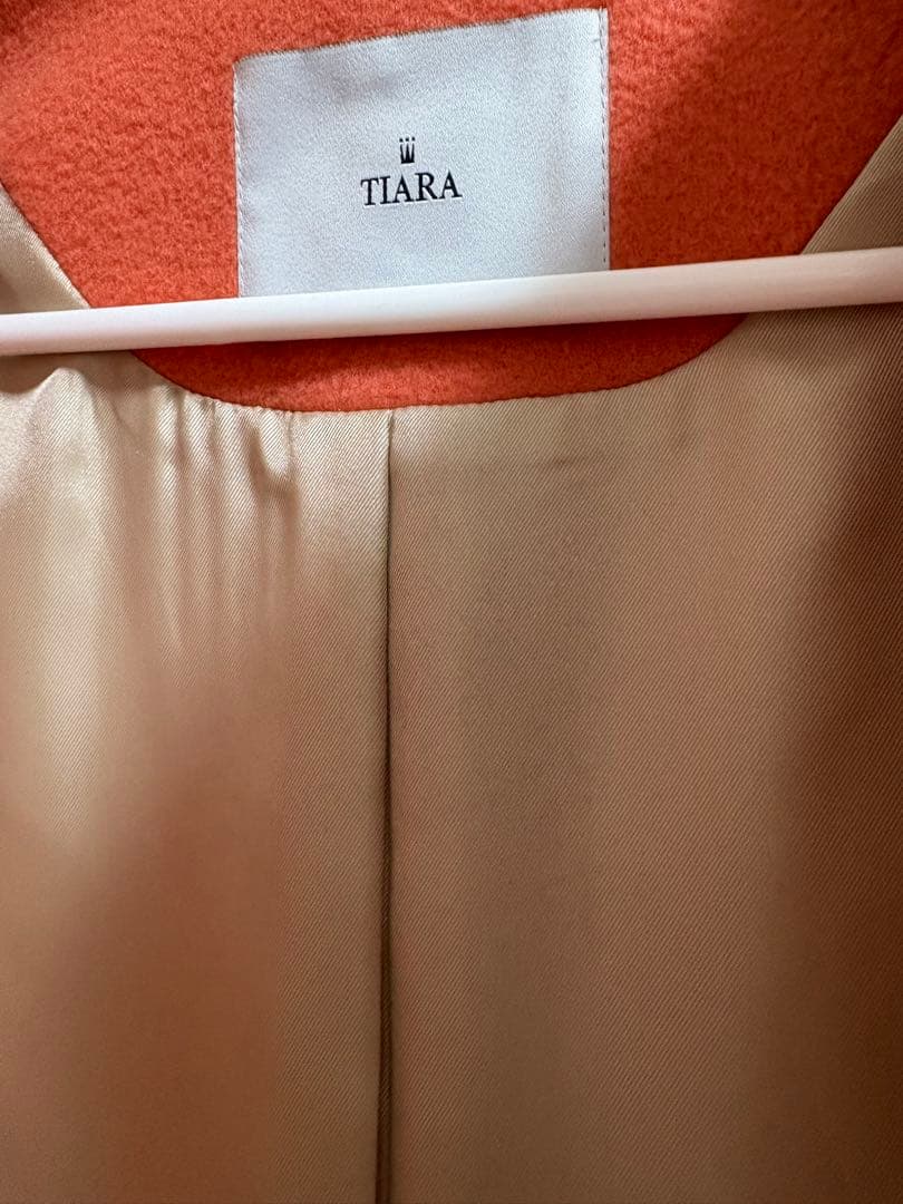 TIARA ウール100%ノーカラロングコート ベルト付き 最終値下