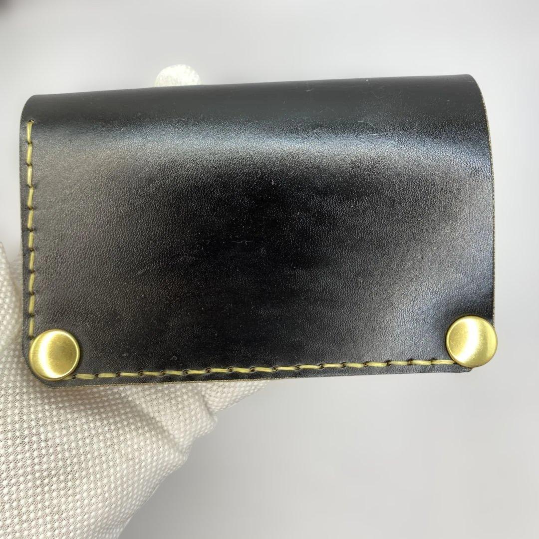 折らずお札収納 丘染めブラックの無骨トラッカーウォレット