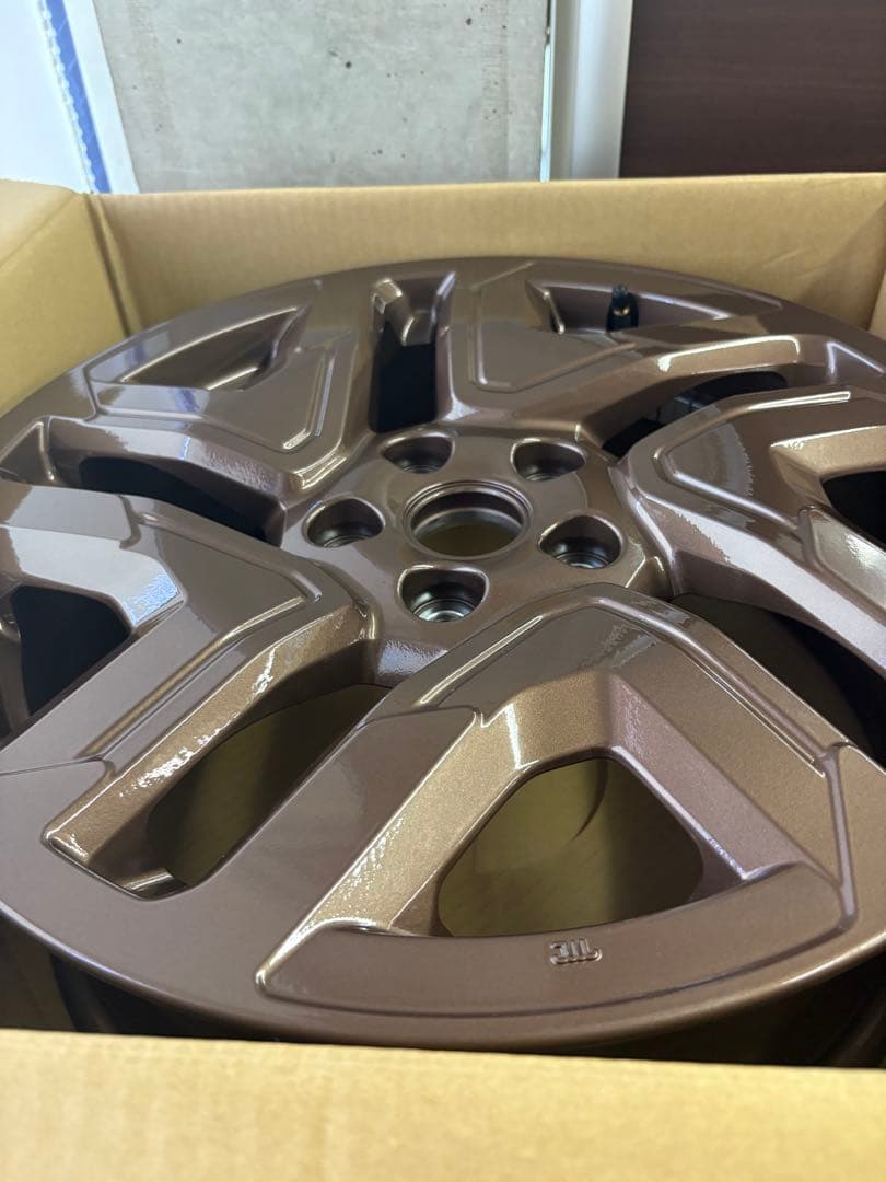 【SL型フォレスター新車外し】ブロンズ18インチ純正ホイールその③