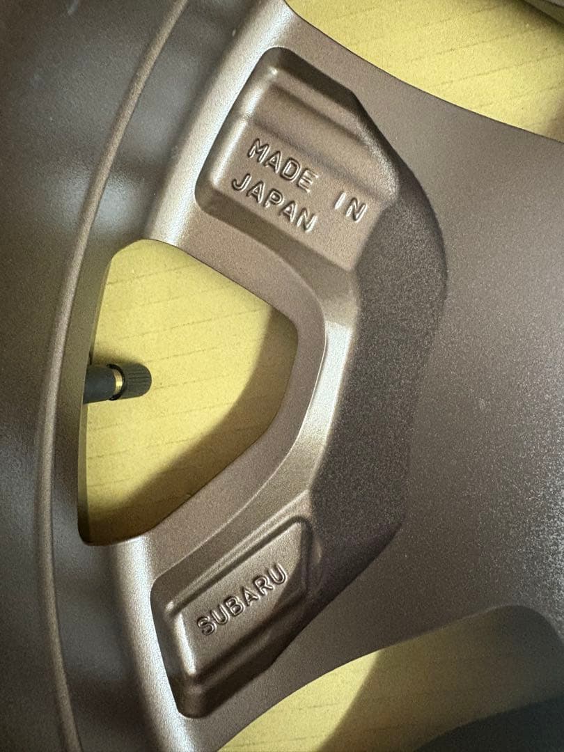 【SL型フォレスター新車外し】ブロンズ18インチ純正ホイールその③