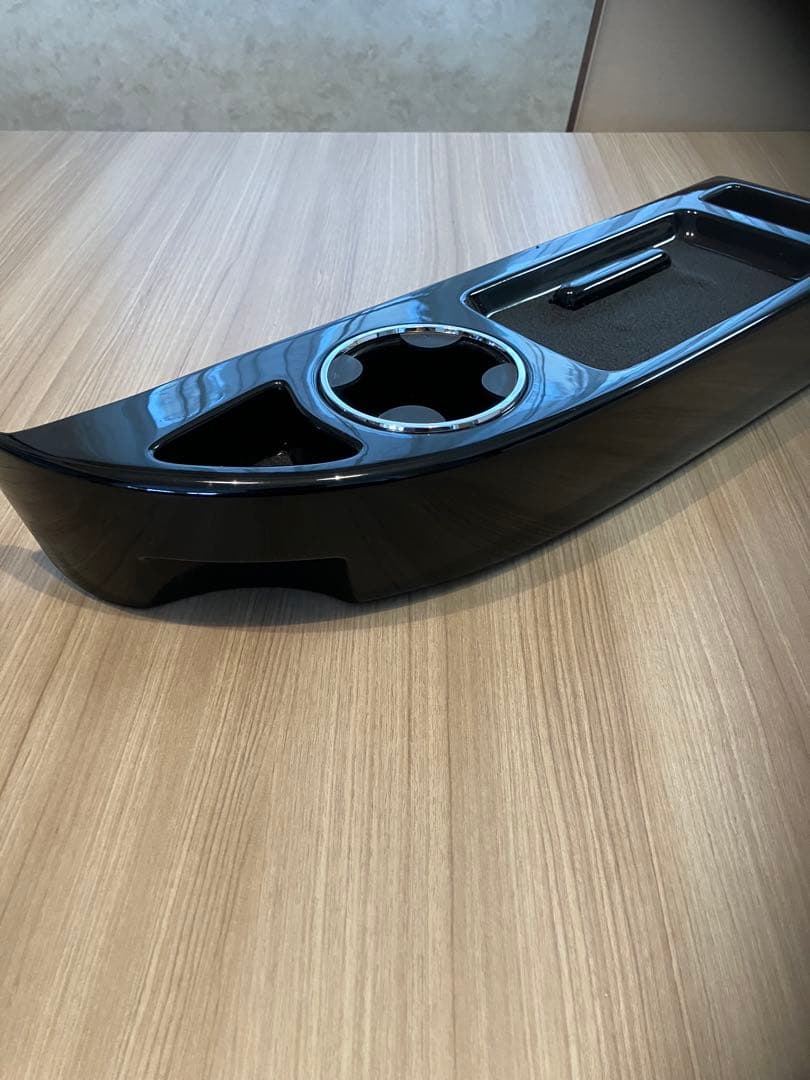 エアーズロックジャパン キャラバン フロントテーブル ピアノブラック　used品