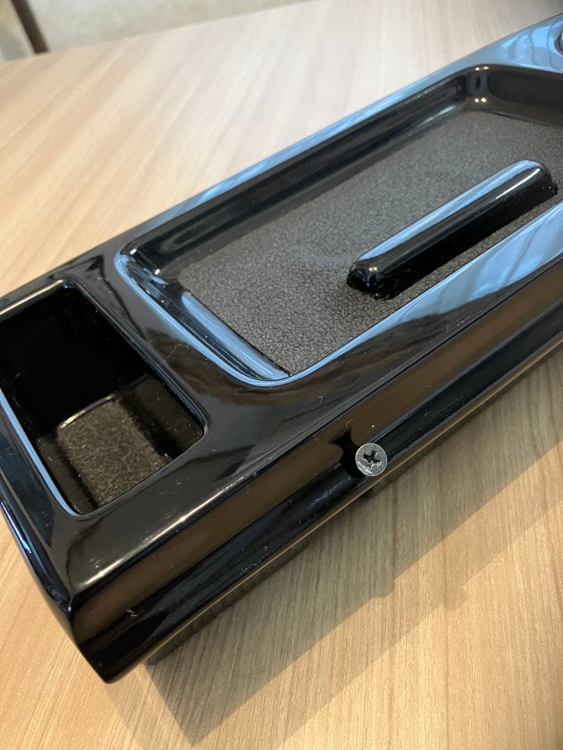 エアーズロックジャパン キャラバン フロントテーブル ピアノブラック　used品