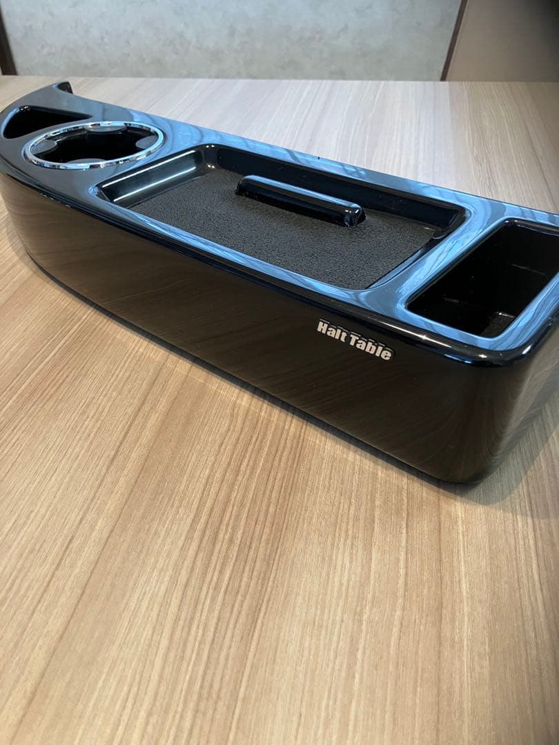 エアーズロックジャパン キャラバン フロントテーブル ピアノブラック　used品