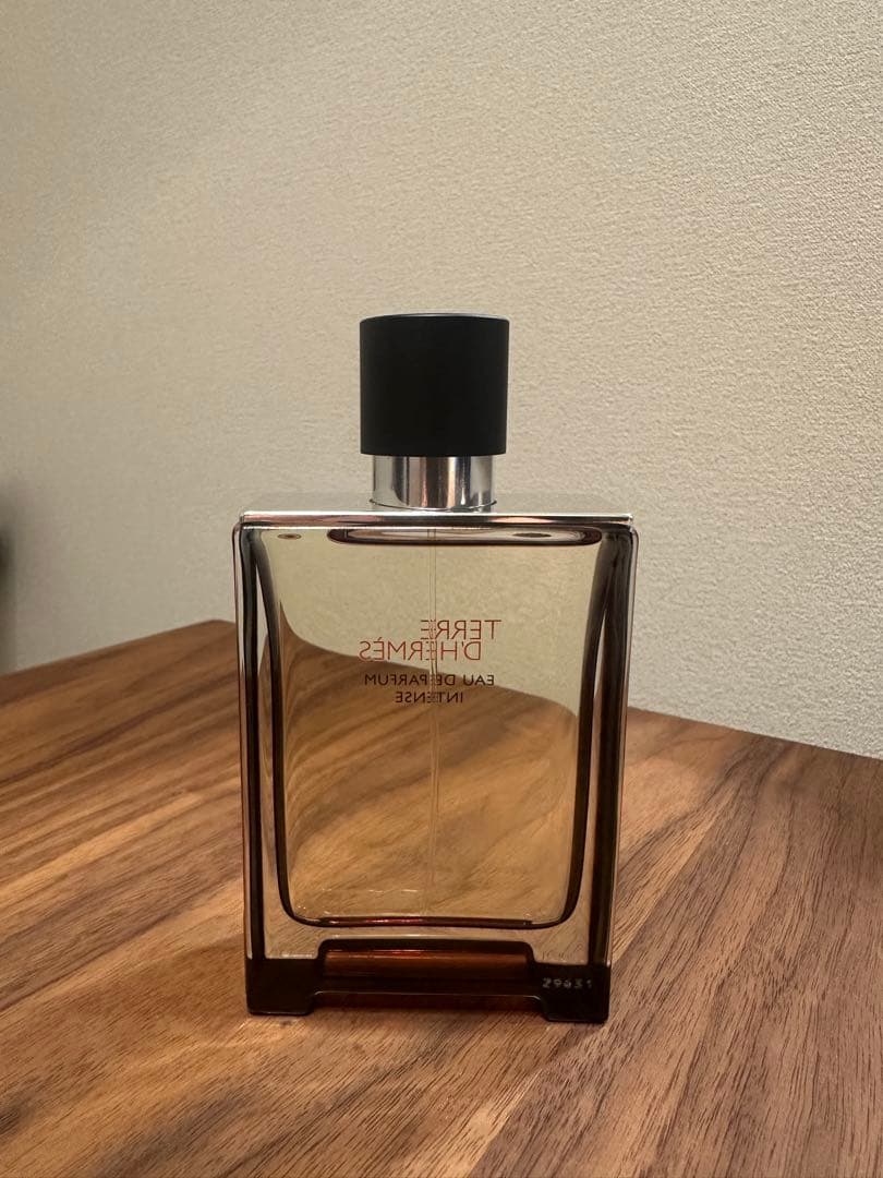 香水(男性用) HERMES TERRE D'HERMES INTENSE