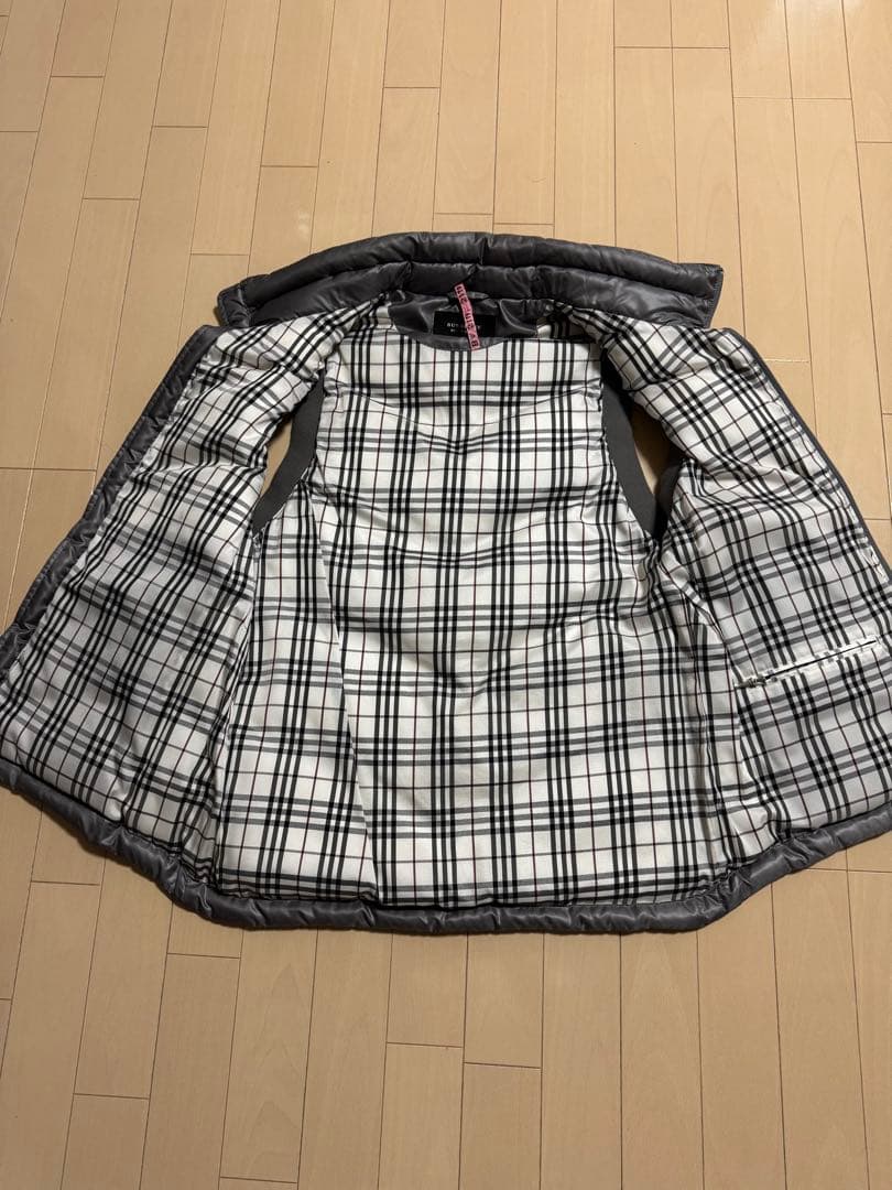 美品☆バーバリーブラーックレーベル グレーフード付きダウンベスト