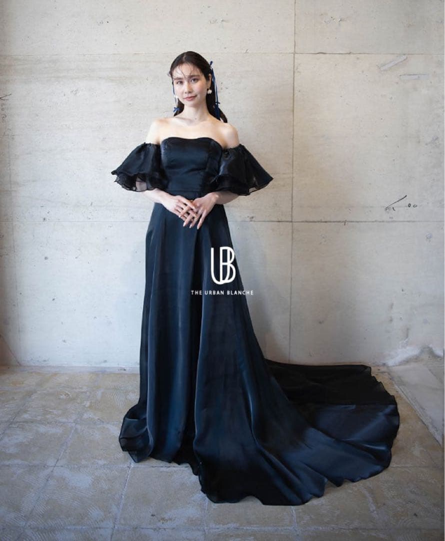 アーバンブランシュ ブラックカラードレス