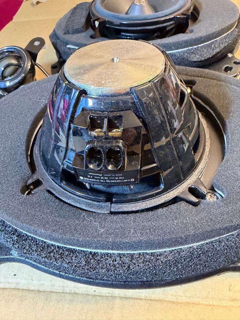 カロッツェリア　carrozzeria １３ｃｍスピーカー　TS-Z132PRS