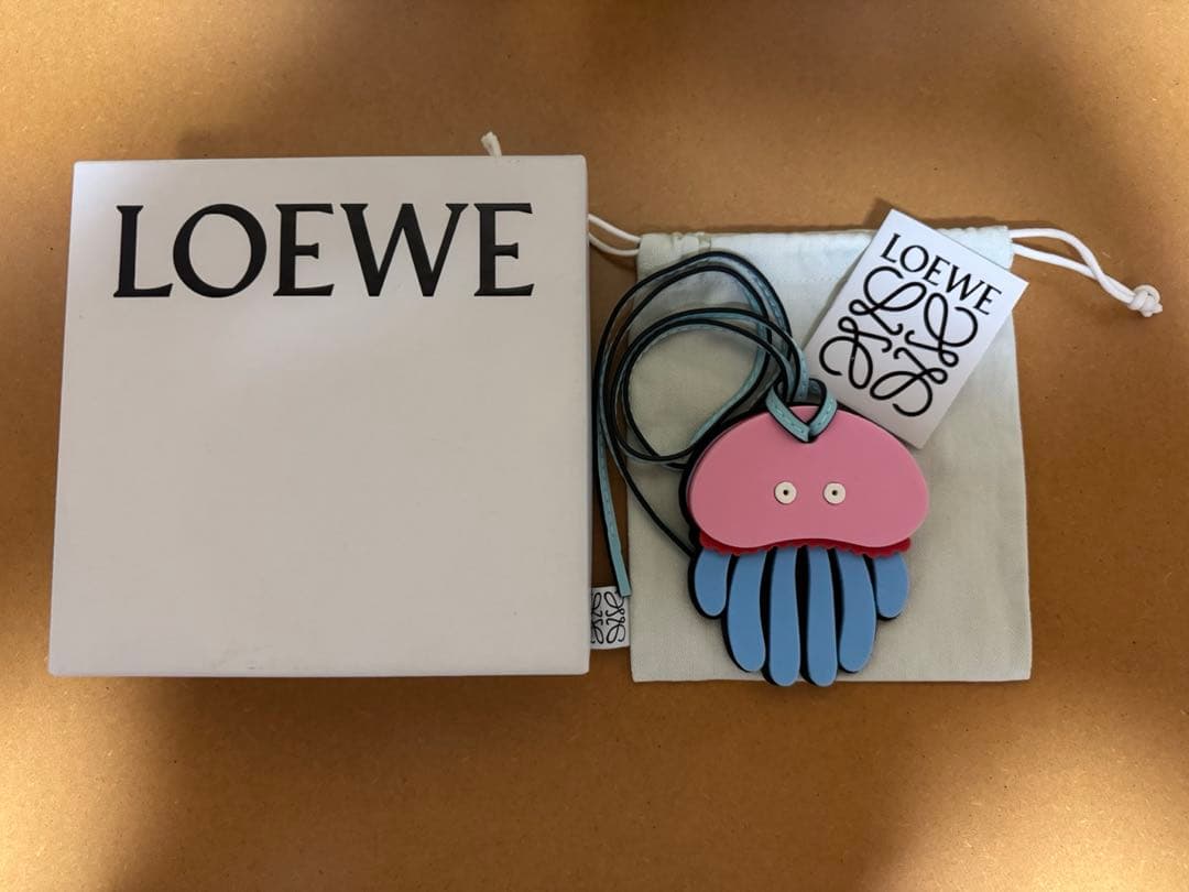 LOEWE ジェリーフィッシュくらげ