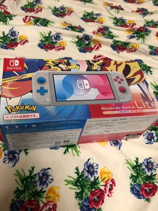 スイッチライト+ポケモンソード＋ケース(黒色)