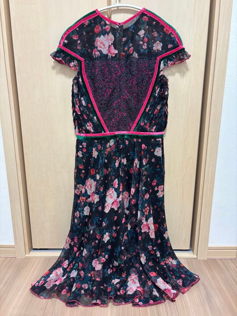 美品♡TADASHI SHOJI タダシショージ ワンピース