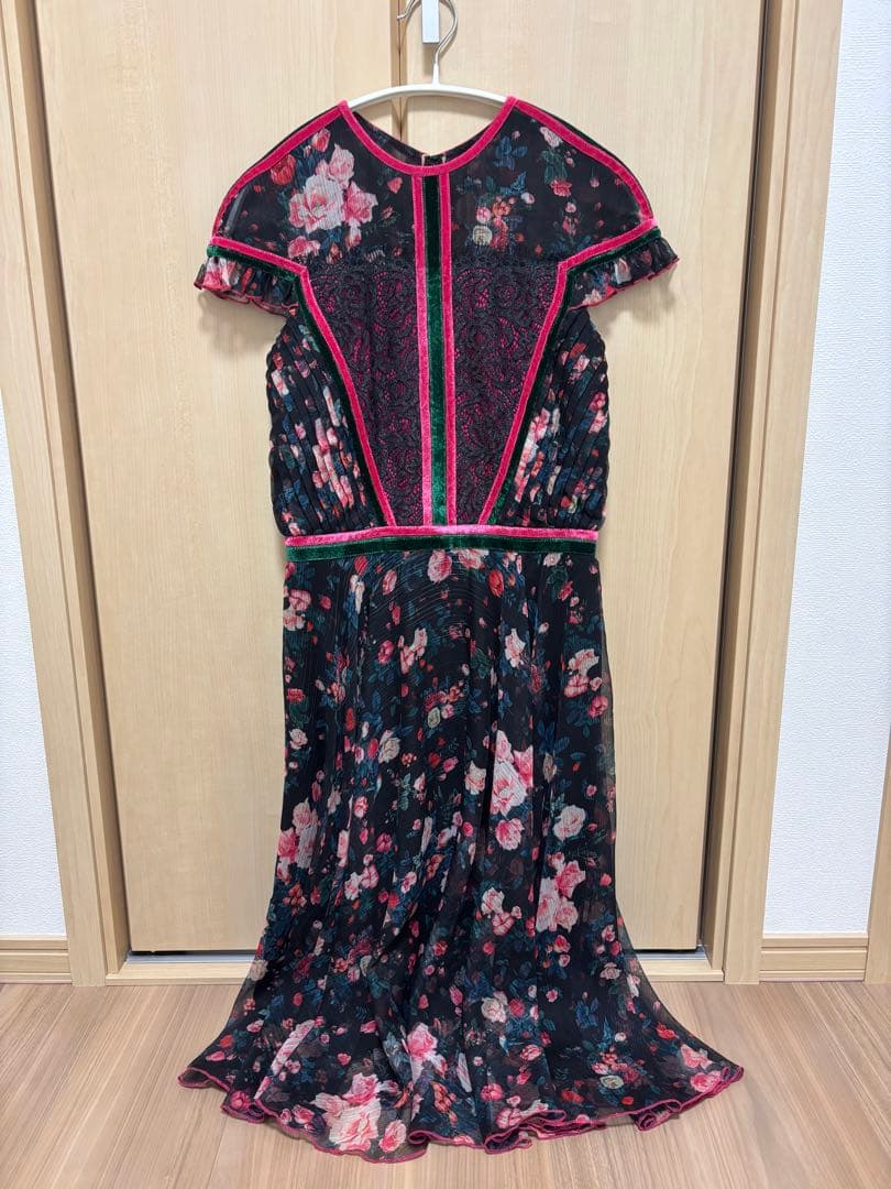 美品♡TADASHI SHOJI タダシショージ ワンピース