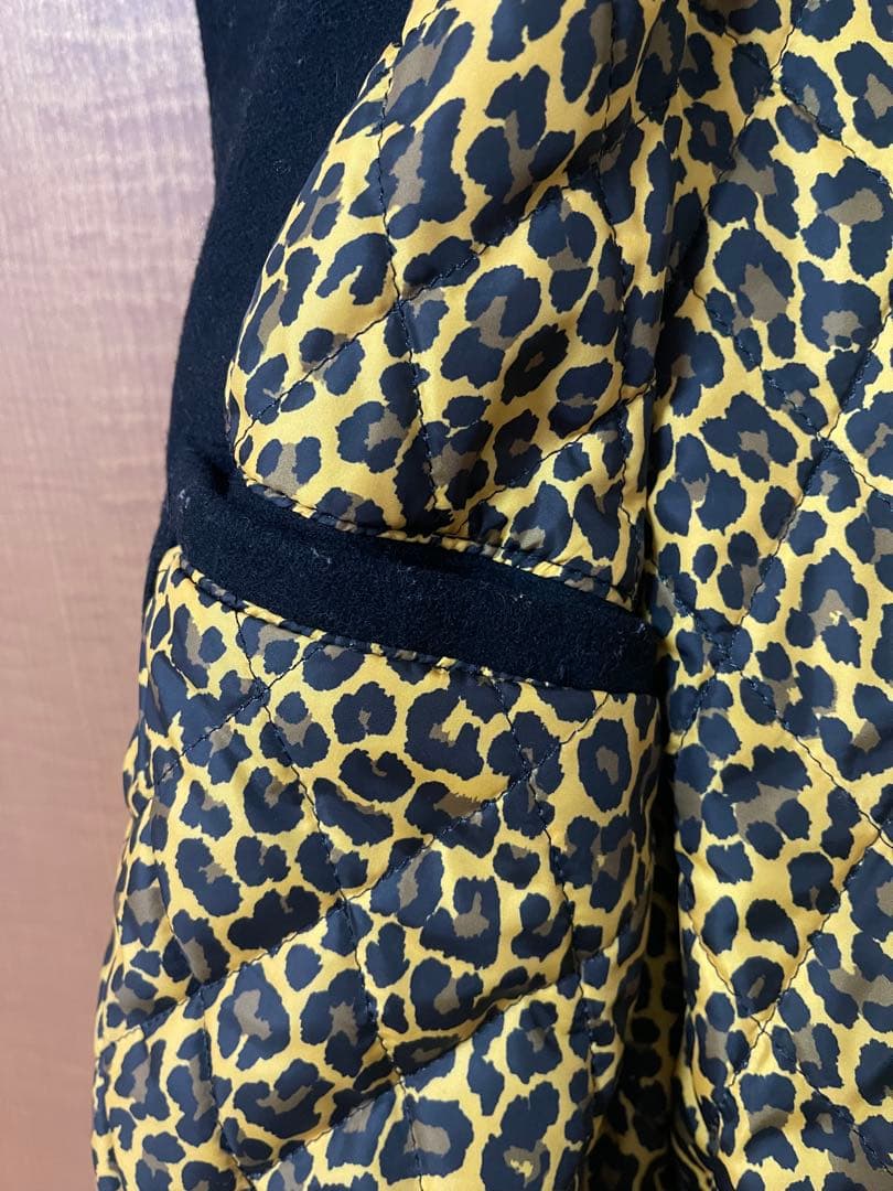 NEWERA スタジャン ブラック ヒョウ柄裏地