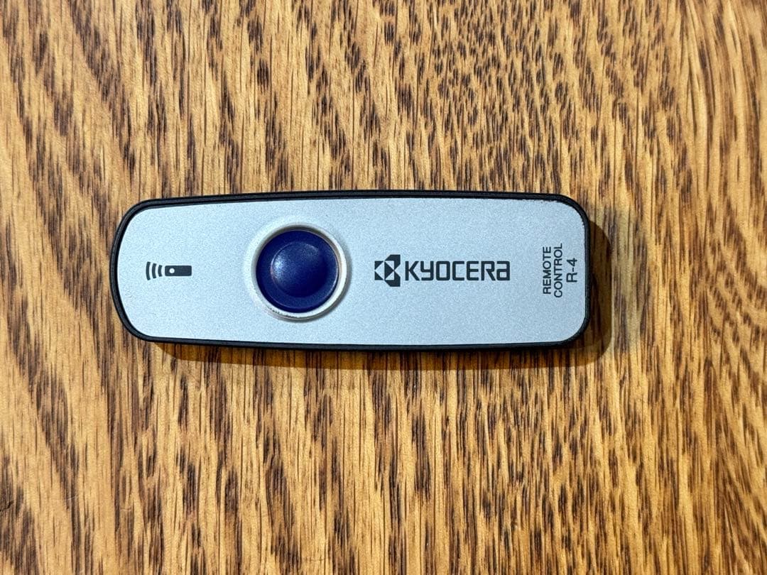 京セラ T zoom kyocera 電池・フィルムおまけ付き