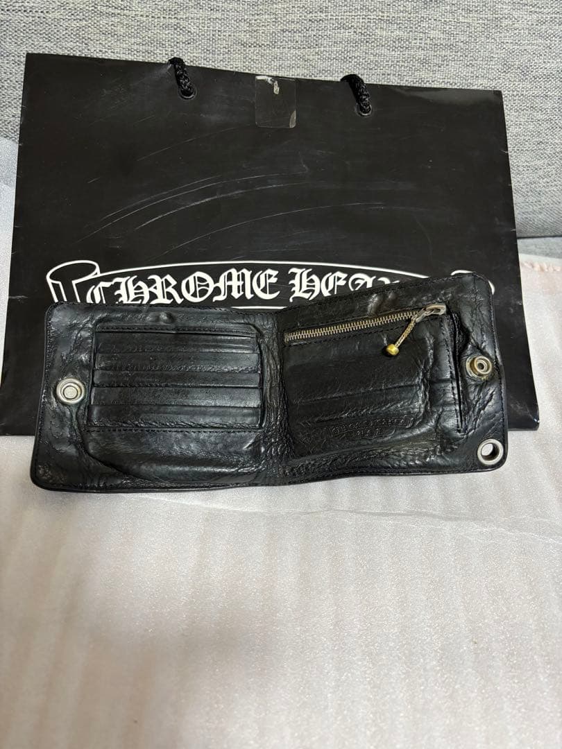 【確実正規品】Chrome Hearts ブラックレザー二つ折り財布　格安出品
