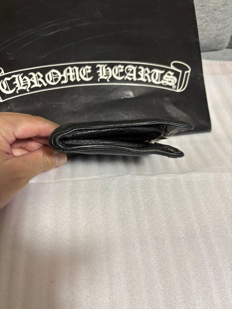 【確実正規品】Chrome Hearts ブラックレザー二つ折り財布　格安出品