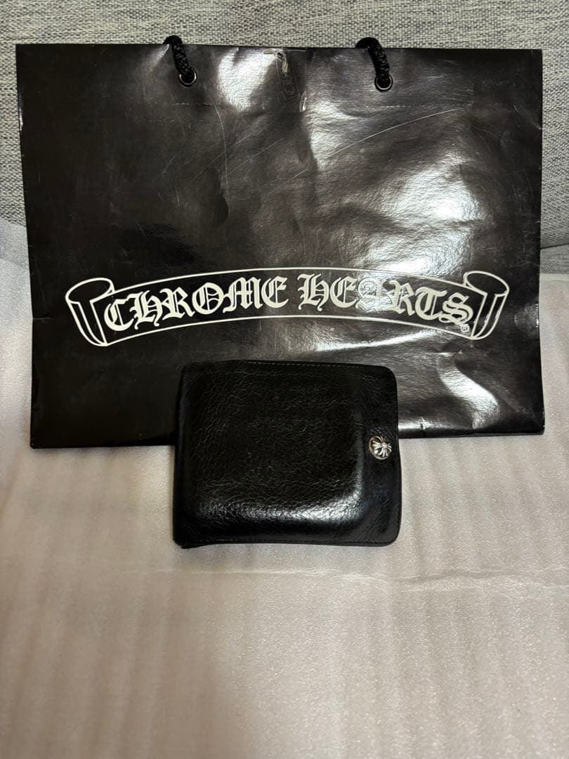 【確実正規品】Chrome Hearts ブラックレザー二つ折り財布　格安出品