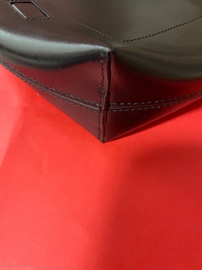 カンペール　ショルダーバッグ　黒　レザー