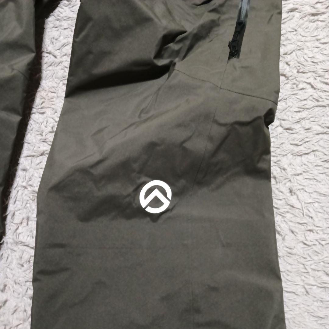 【新品】ノースフェイス ビブ GORE-TEX 　スノーパンツ　Lサイズ