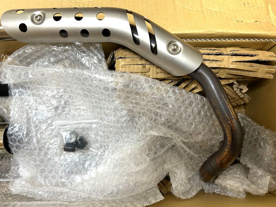 美品　ヨシムラマフラー　サイクロン　カーボン　CT125で使用