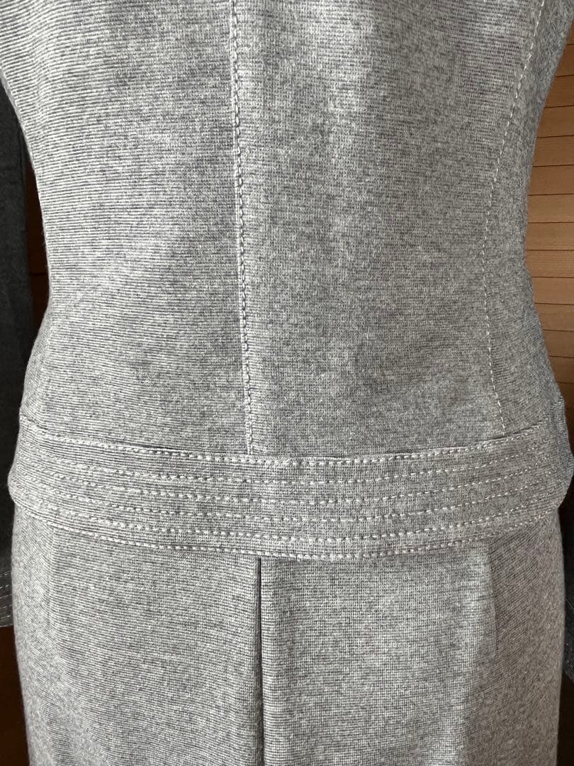 じゅんまま様【yoshie inaba】ヨシエイナバ 上質素材丸首セットアップ