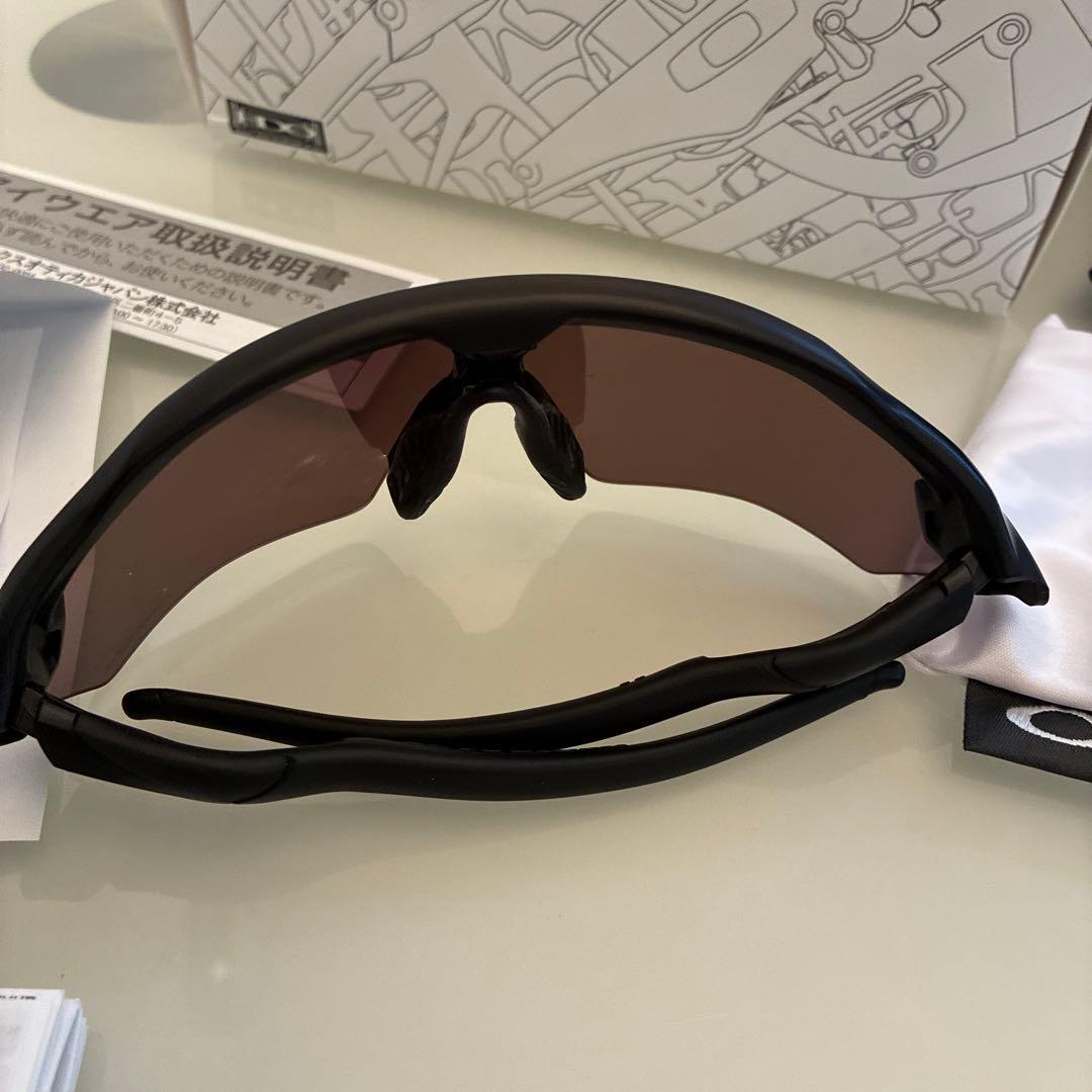 新品未使用 サングラス OAKLEY