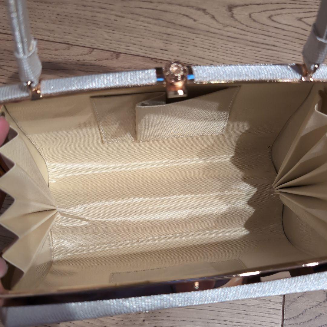 胡蝶履き　冠婚葬祭　草履バッグセット　ホワイトゴールド