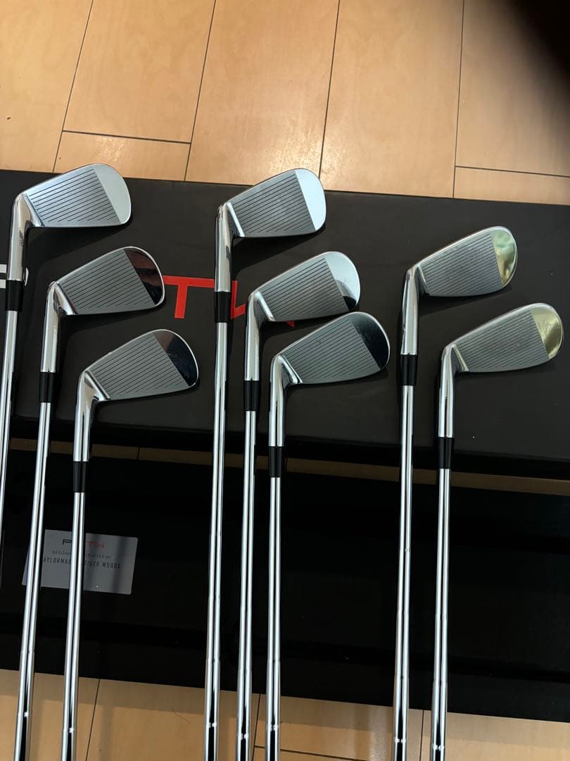 TaylorMade P7TW アイアンセット 8本