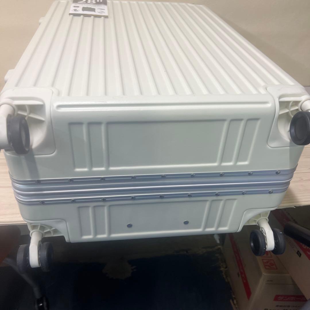 16 AnyZipキャリーケース　Lサイズ　90L